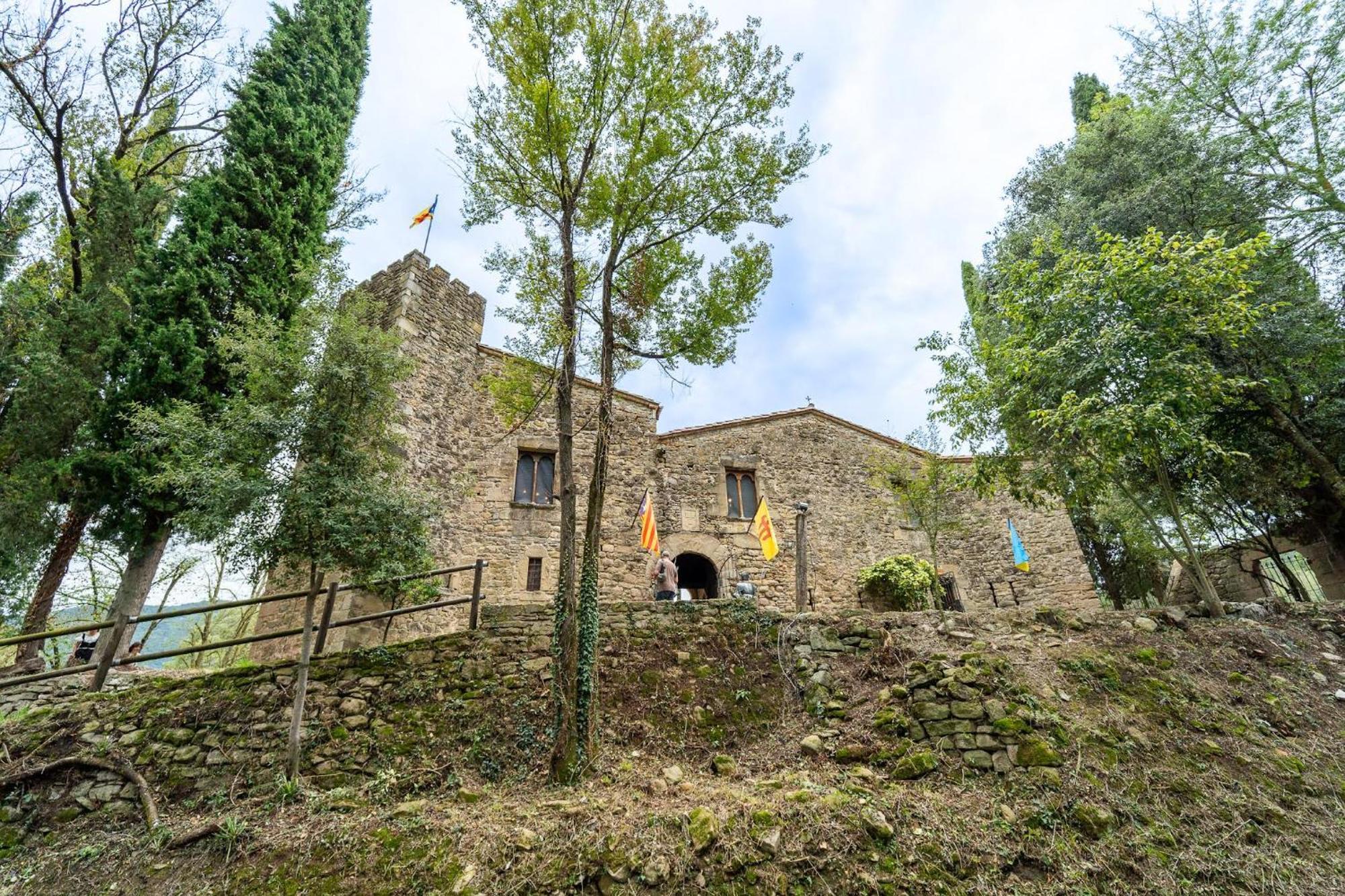 Castell In Girona Sant Miquel de Campmajor Exterior foto