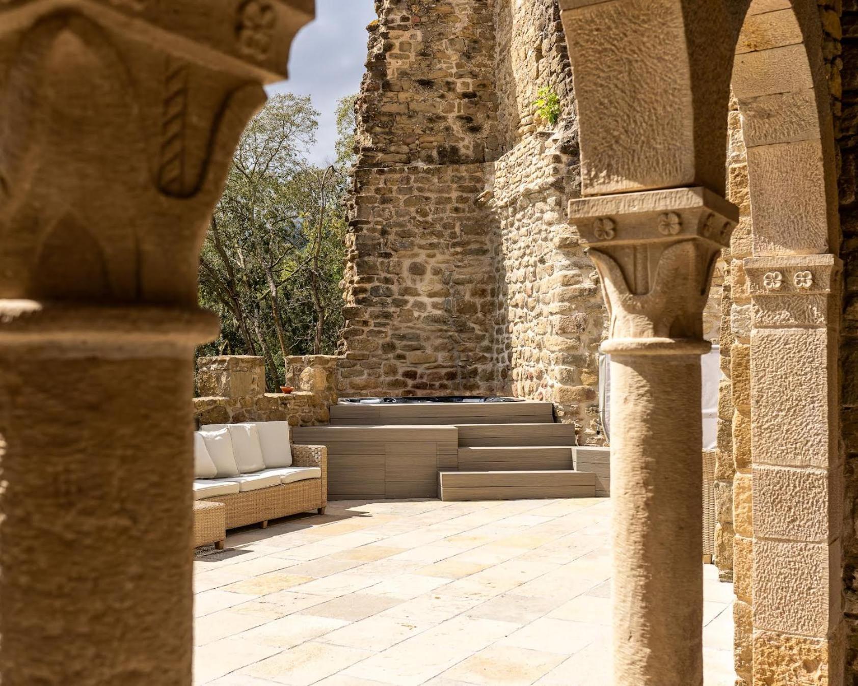 Castell In Girona Sant Miquel de Campmajor Exterior foto